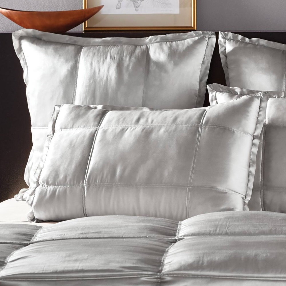 Donna Karan 100% quilted Silk Standard/Queen SILVER sham